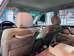 تۆیۆتا کراون